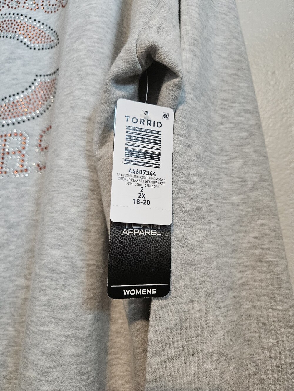 Torrid NFL Chicago Bears Rhinestone Relaxed Fleece Crew Sweatshirt Size 2X NWT - Picture 5 of 9